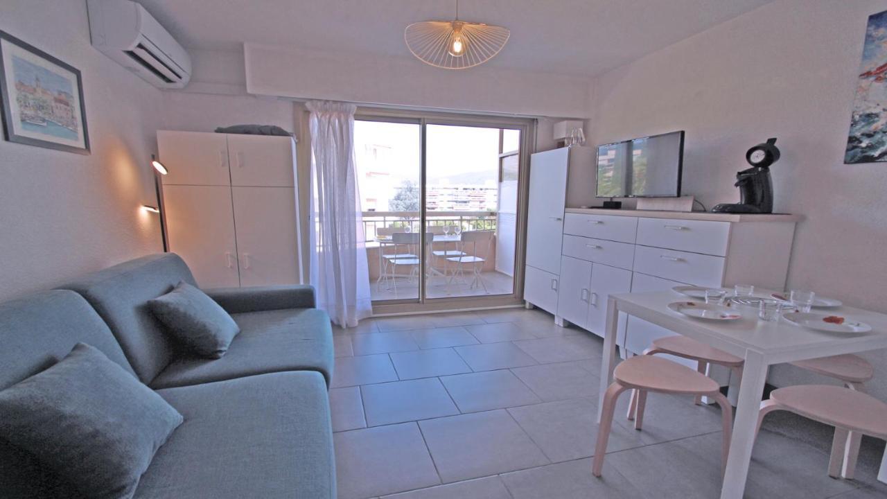Santa Cruz Apartment แซ็งต์-แมกซีม ภายนอก รูปภาพ