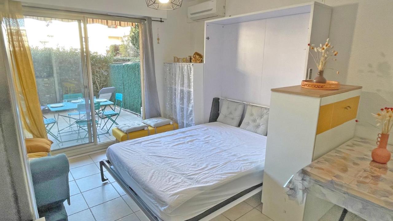 Santa Cruz Apartment แซ็งต์-แมกซีม ภายนอก รูปภาพ
